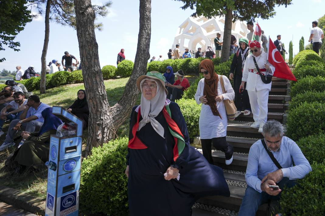 15 Temmuz Şehitler Makamı’na ziyaretçi akını 14